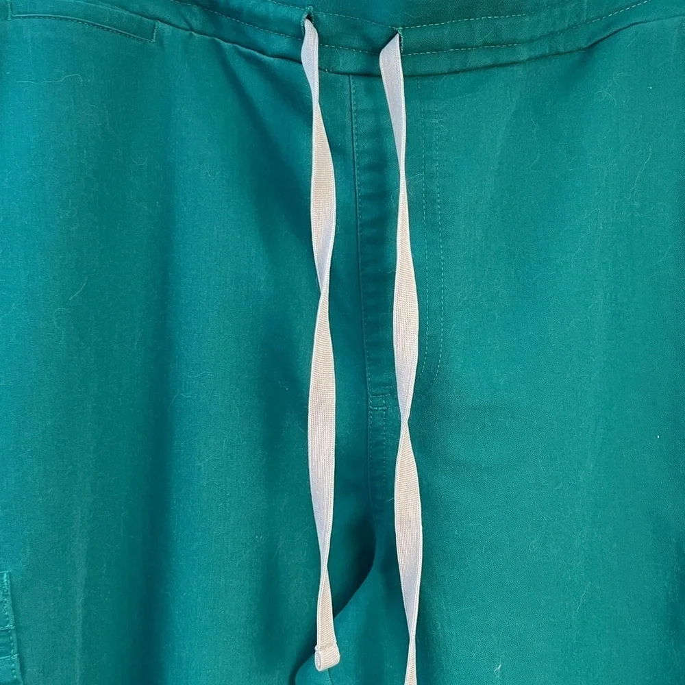 Figs Men's Green Cargo Pants